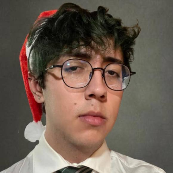 Profile Picture of Fernando Naranjo (@ferna_) on Poshmark