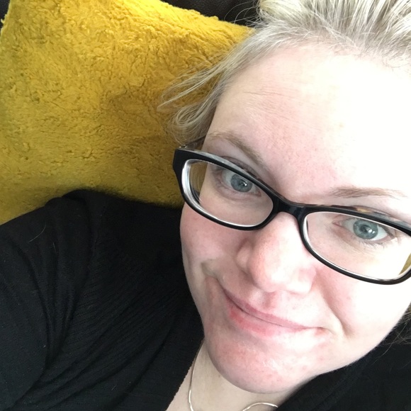 Profile Picture of Kristen Haley (@kmhaley81) on Poshmark