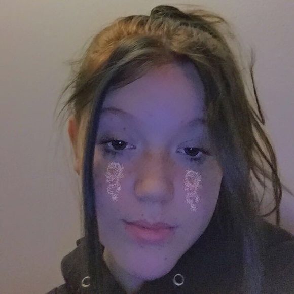 Profile Picture of Ja’tava Quewezance (@tavaquewezance) on Poshmark