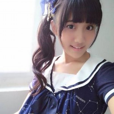 李艺彤 - Twitter Profile Picture of 李艺彤 (@whitehairpin1) on Twitter