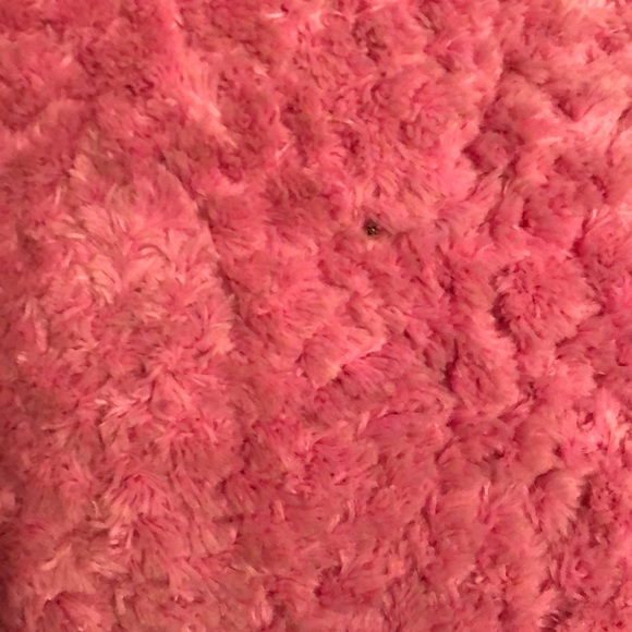 Profile Picture of Vera Hogland (@verahogland) on Poshmark