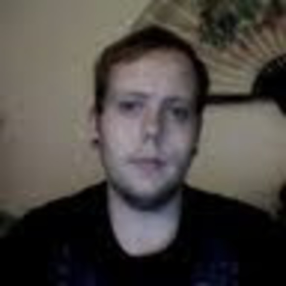 Profile Picture of Tommy Seffron (@seffront) on Poshmark