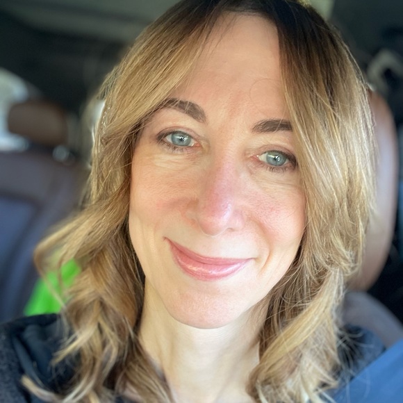 Profile Picture of Sarah Rice (@fitfueldc) on Poshmark