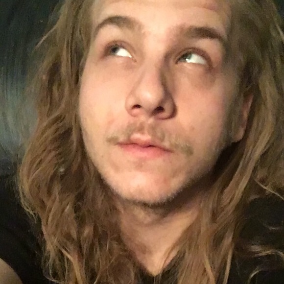 Profile Picture of Gino Parenti (@scrubdvddy) on Poshmark