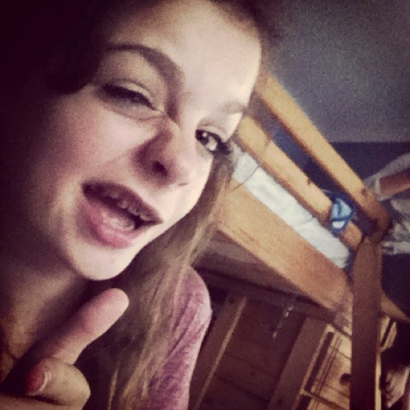 Kaitlyn Hillebrand - Poshmark Profile Picture of Kaitlyn Hillebrand (@beautybykaitlyn) on Poshmark