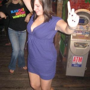 Profile Picture of Jen Weis (@jennifertaylor) on Myspace