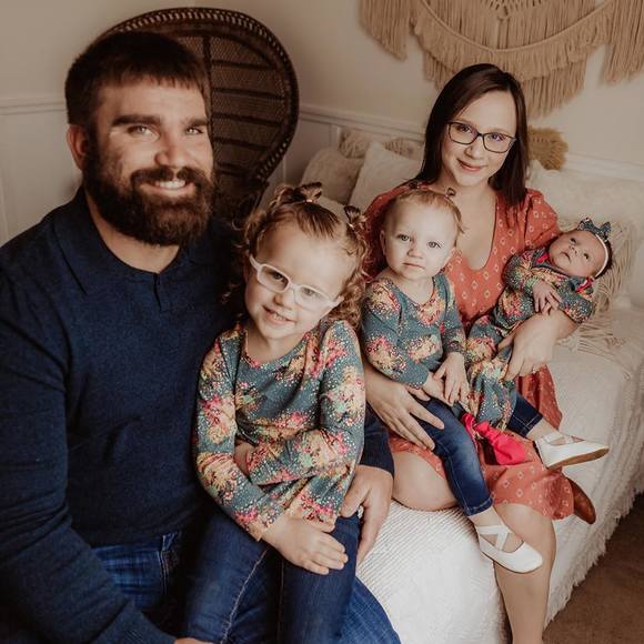 Profile Picture of Shawna Lanham (@shawnaceirra) on Poshmark