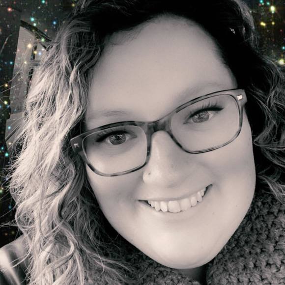 Profile Picture of Amber Wirth (@amber3692) on Poshmark