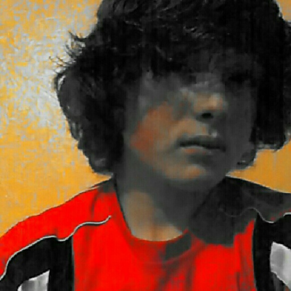 Profile Picture of Dylin Praska (@praskadylin) on Poshmark