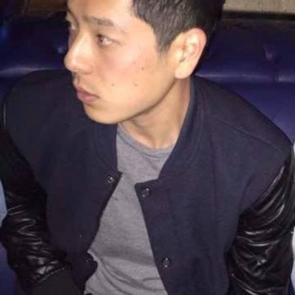Profile Picture of Daniel Ko (@dko0578) on Poshmark