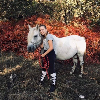 Profile Picture of Gréta Szijártó (@GretaSzijarto) on Twitter