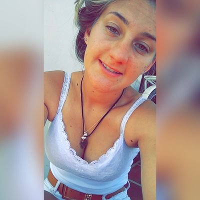 Profile Picture of Júlia Brehm (@juh_brehm) on Twitter