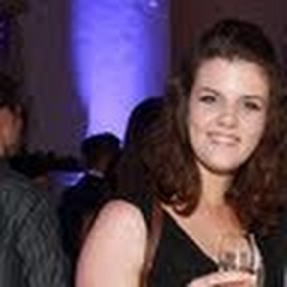 Profile Picture of Aisling O'gara (@ogaraai) on Poshmark