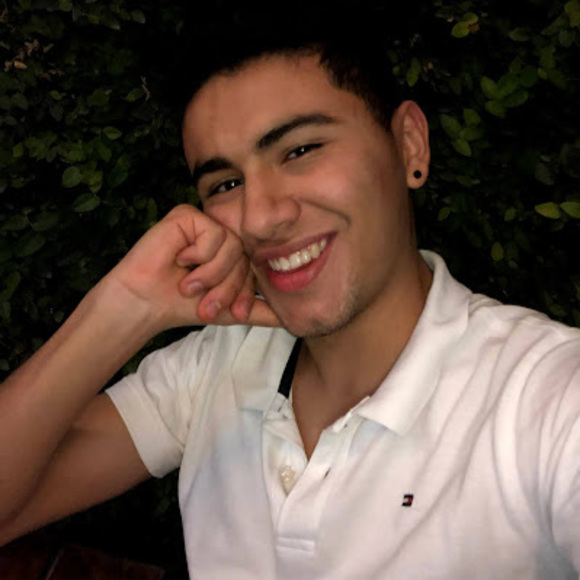 Profile Picture of Kevin Mora (@morakevin460) on Poshmark