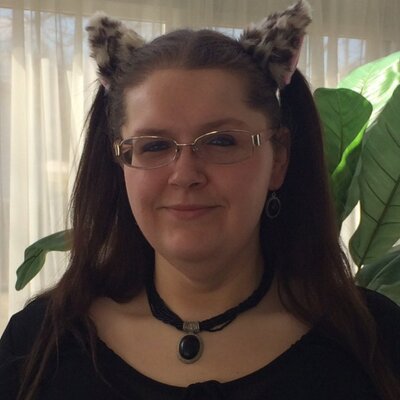 Profile Picture of Jennifer Mosher (@shyanodyne) on Twitter
