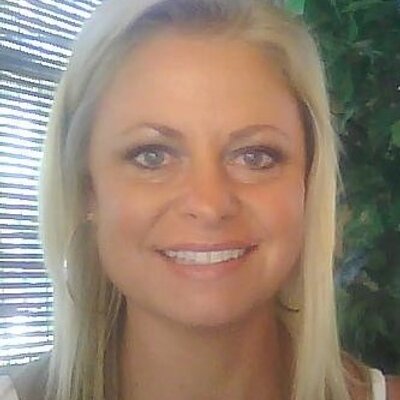 Profile Picture of Kim Cooper Hardee (@KimCooperHardee) on Twitter