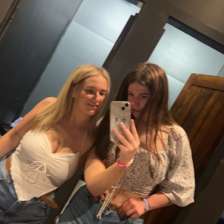 Profile Picture of Ruby  Hand (@ruby.hand7) on Tiktok