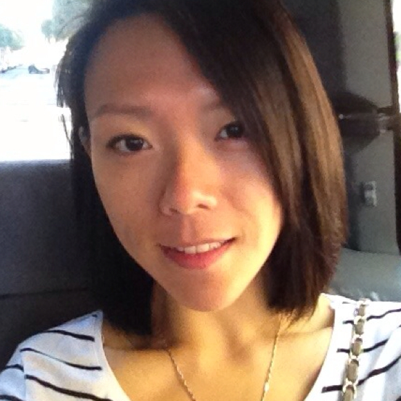 Profile Photo of Yani Chen (@litosana) on Poshmark