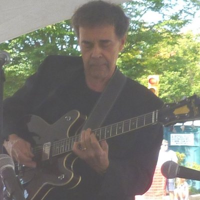 Profile Picture of Matt Richards (@MattRichGuitar) on Twitter