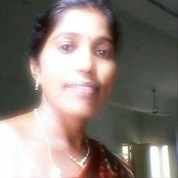Profile Picture of Ravanamma Tarani ravanamma (@ravanammatarini) on Poshmark