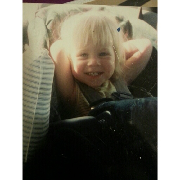 Profile Picture of Mihaila Tuba (@mtuba246) on Poshmark