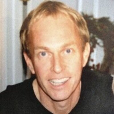 Profile Picture of Robert Emmett (@RobertEmmett333) on Twitter