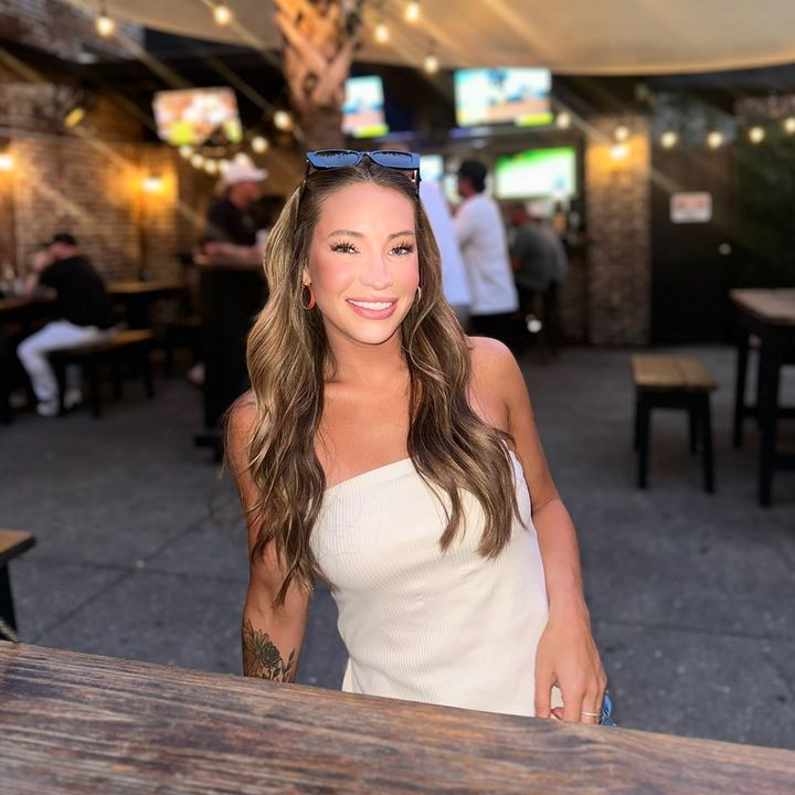 Profile Picture of ck (@ck.socialhour) on Tiktok