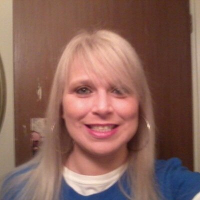 Profile Picture of Jeri Crabtree (@dippiedoo12) on Twitter