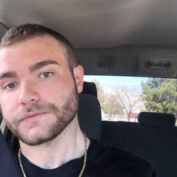 Profile Picture of Paul Cahoon (@pcahoon22) on Poshmark