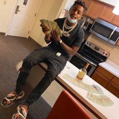 IG: @suave.raw - Twitter Profile Picture of IG: @suave.raw (@Mark_Obeyz) on Twitter