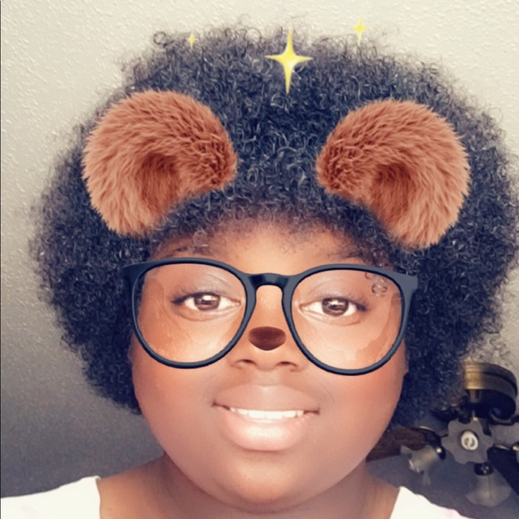 Profile Picture of Kandyce Richardson (@kandycear1) on Poshmark