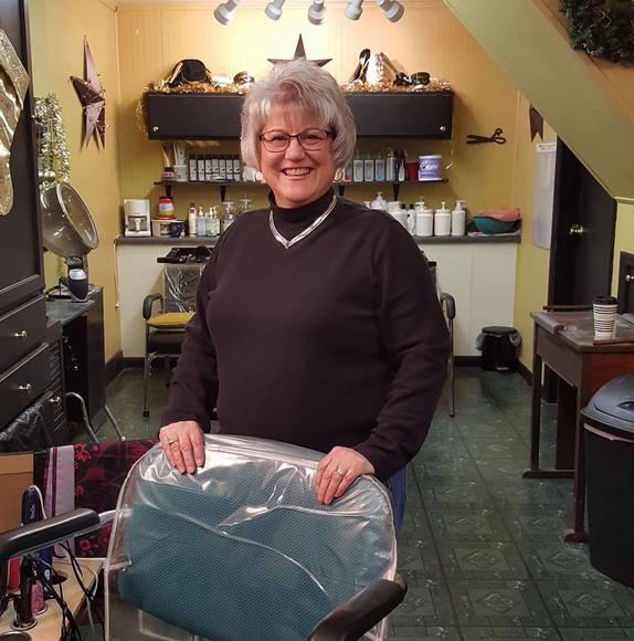 Profile Picture of Merri Amsbary (@abcc80) on Poshmark