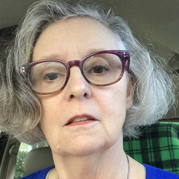 Profile Picture of Marianne Beebe (@marianne_beebe) on Poshmark
