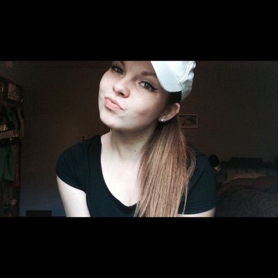 Profile Picture of Leia Nichols (@leianichols) on Tiktok