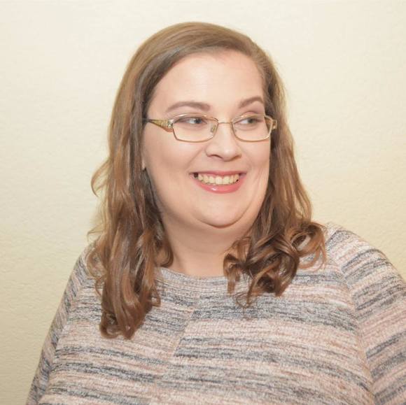 Profile Picture of Sandy Heafy (@starteach517) on Poshmark