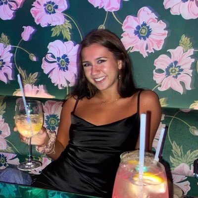 Profile Picture of Laura (@_lauraesteve) on Twitter