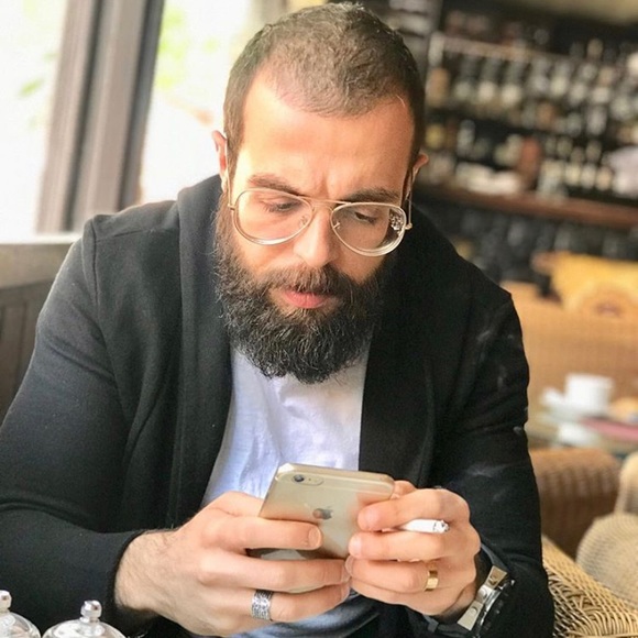 Profile Picture of Ellie Bazerli (@elliebazerli) on Poshmark