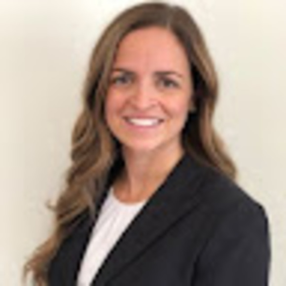 Profile Picture of Danielle Sarlo (@dns314) on Poshmark