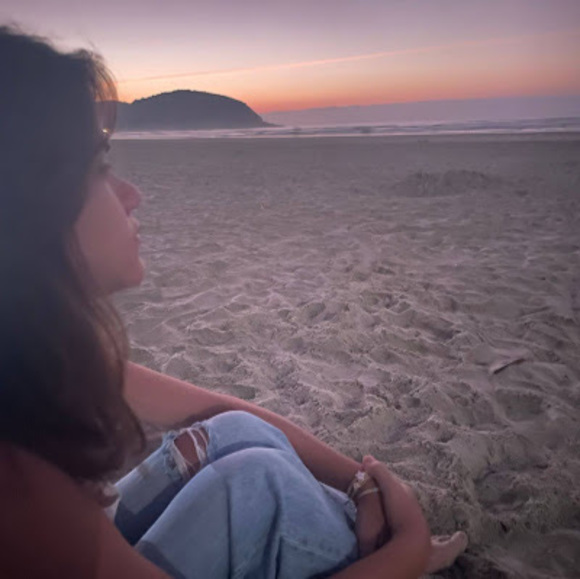 Profile Picture of Amanda Weintraub (@amandaweintraub) on Poshmark