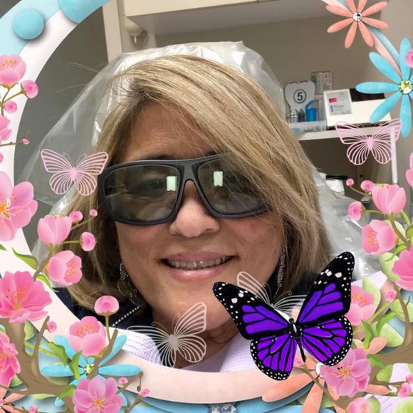 Profile Picture of Anne Mortimer (@amortimer041259) on Poshmark