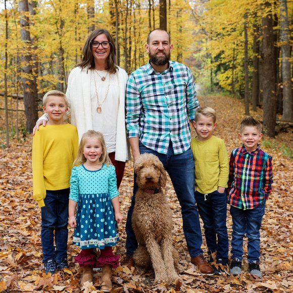 Emily Broderdorf - Poshmark Profile Picture of Emily Broderdorf (@remre) on Poshmark