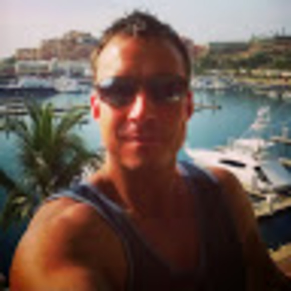 Profile Picture of Steve Burton (@steve_burton) on Poshmark