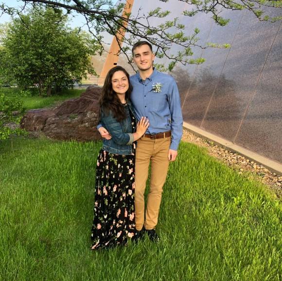 Profile Picture of Tiadra Simmermon (@tiadr0415) on Poshmark