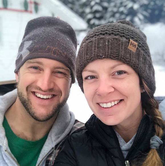 Profile Picture of Leanne Roberts (@leannebbrown) on Poshmark