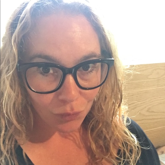 Profile Picture of Caitlin Brownrigg (@cbrownri) on Poshmark