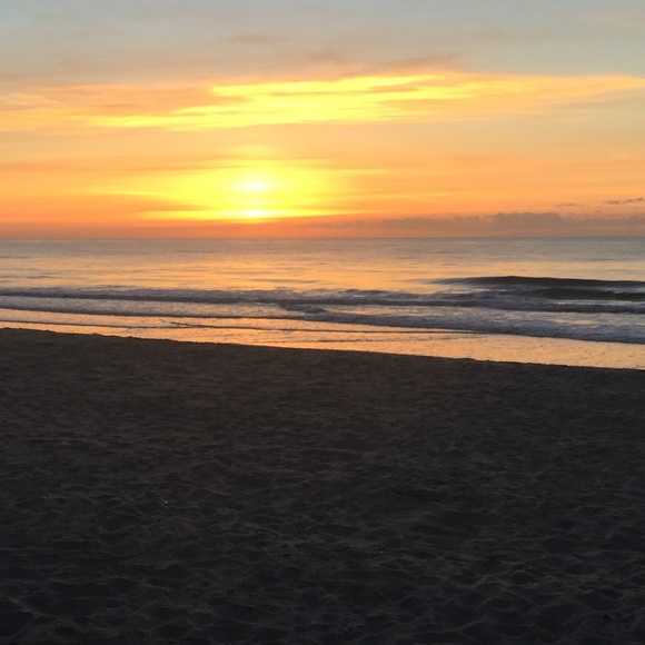 Profile Picture of Kate Potter (@katepotter44) on Poshmark