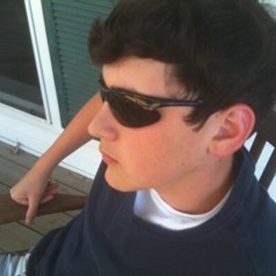 Profile Picture of Logan Sibley (@Howie_2014) on Twitter