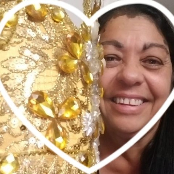 Profile Picture of Magdalena Pousadiaz (@mpousadiaz) on Poshmark