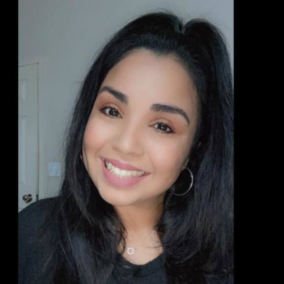 Profile Picture of Priscilla Heshmaty (@phesh21) on Poshmark