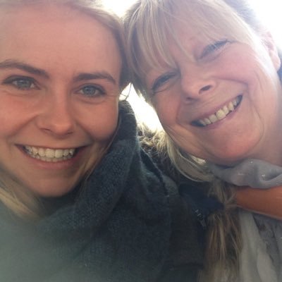 Profile Picture of Julia Ratcliffe (@julia_ratcliffe) on Twitter